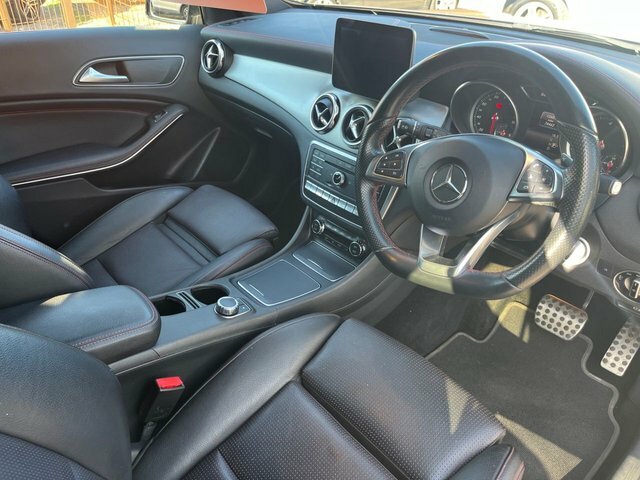 Mercedes-Benz GLA Class 2.1 Gla220d Amg Line Premium Suv 7G-d KR67GSV Grey #2