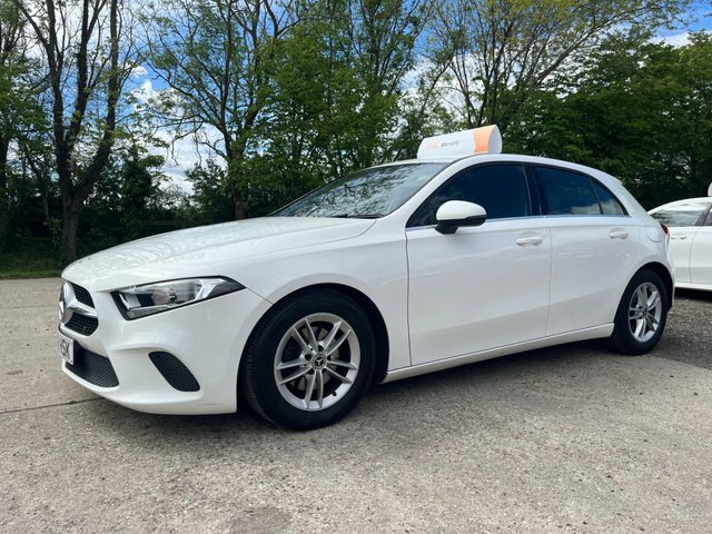 Mercedes-Benz A Class 1.5 A180d Se Hatchback 7G-dct Euro 6 S KJ68HSK White #3