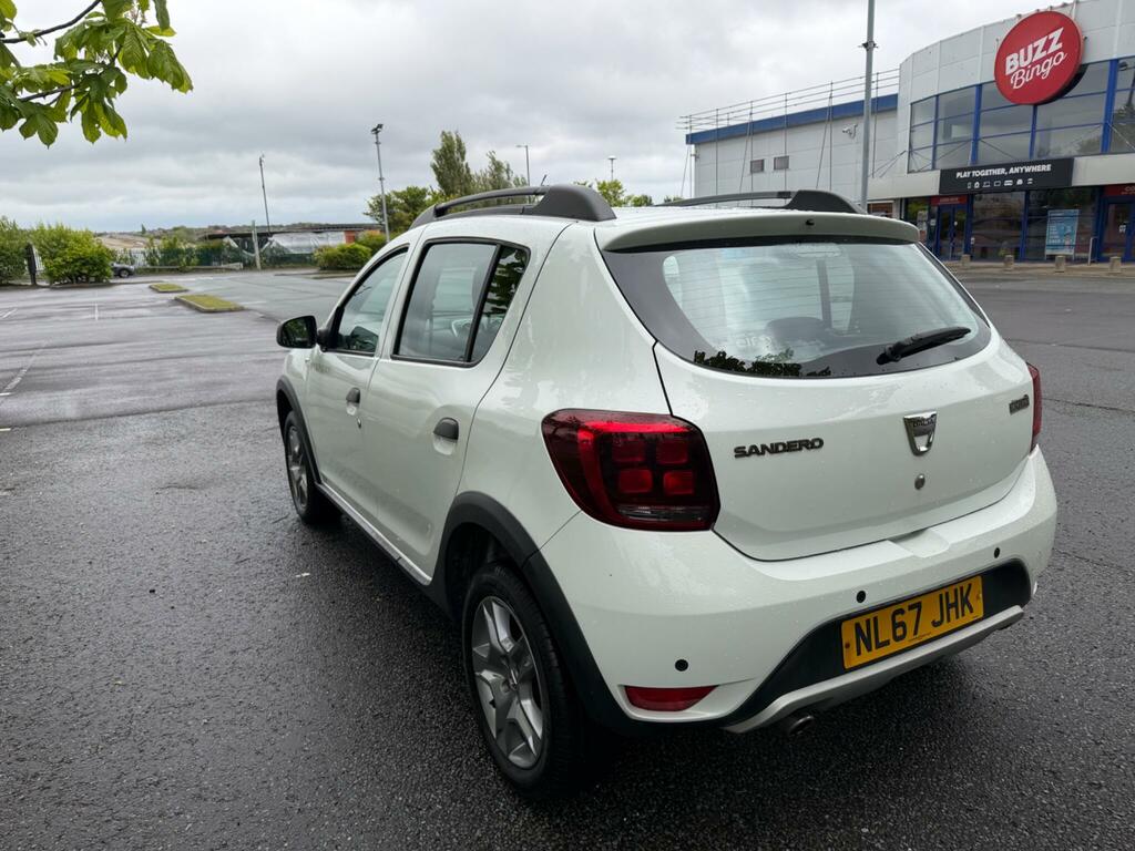 Dacia Sandero Stepway 0.9 Tce Laureate Euro 6 Ss NL67JHK White #4