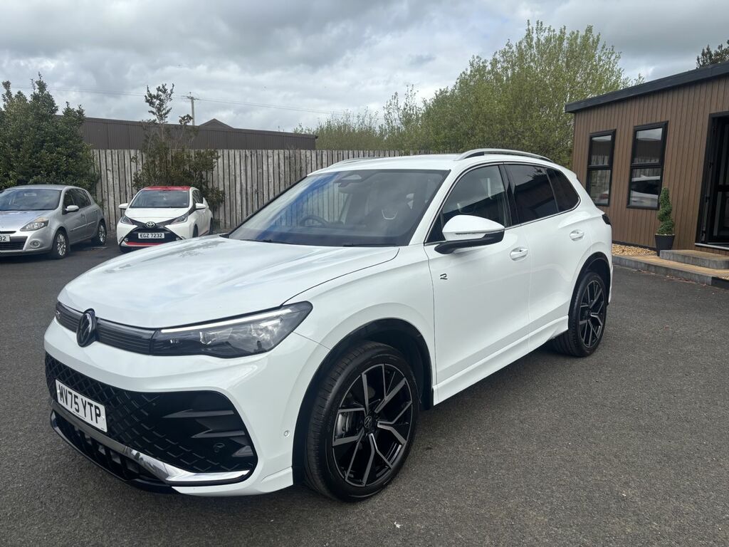 Volkswagen Tiguan 1.5 E Tsi 150 R Line Dsg MV75YTP White #2