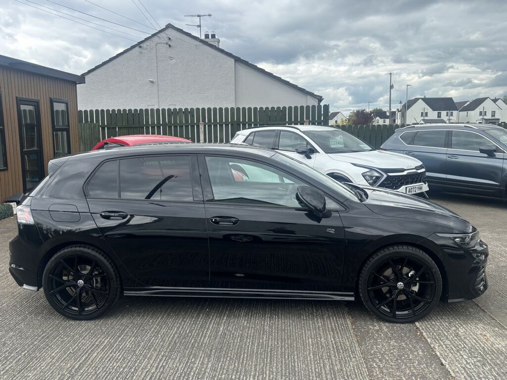Volkswagen Golf 1.5 E Tsi 150 Black Edition Dsg ML75GFY Black #6