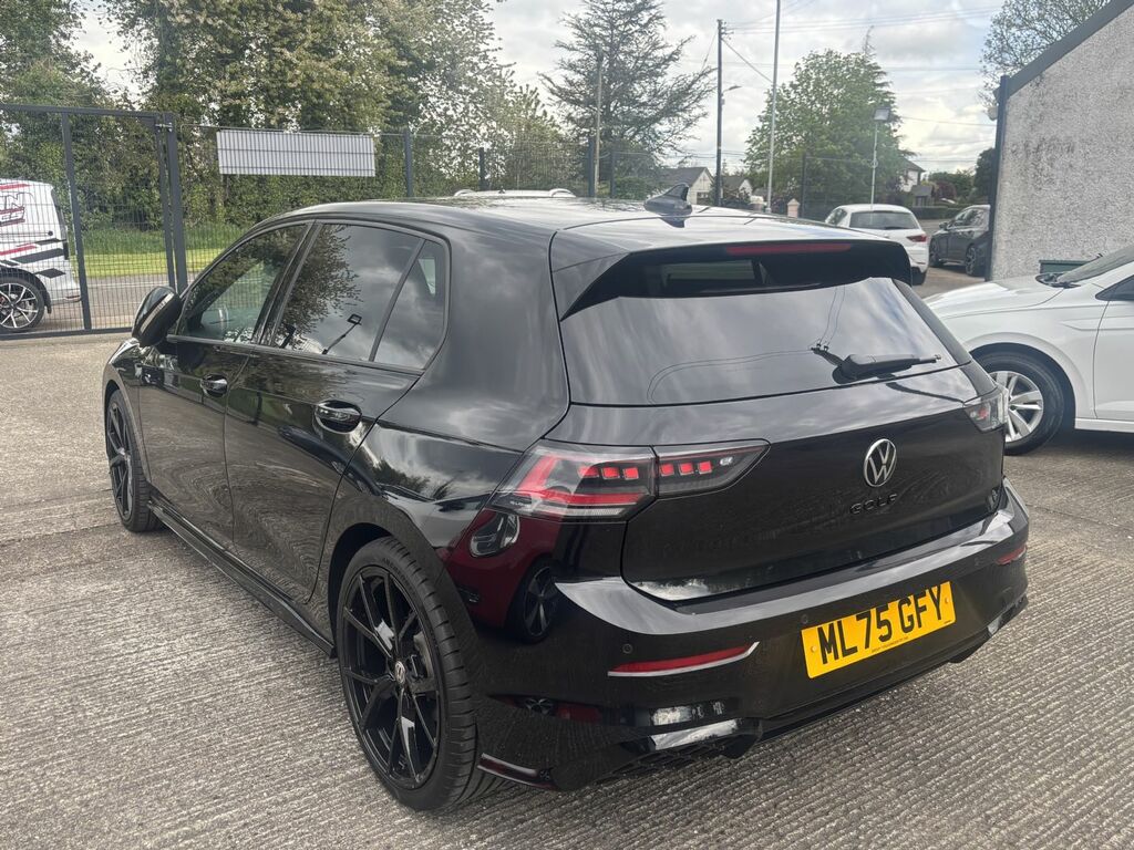 Volkswagen Golf 1.5 E Tsi 150 Black Edition Dsg ML75GFY Black #3