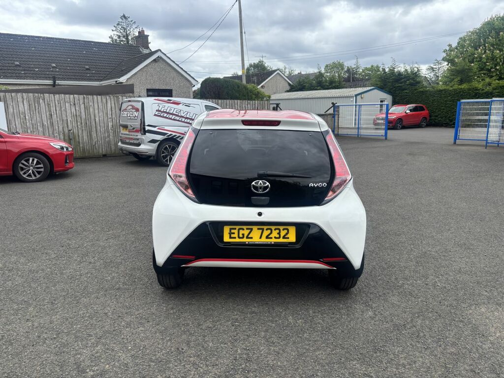 Toyota Aygo 1.0 Vvt EGZ7232 White #6