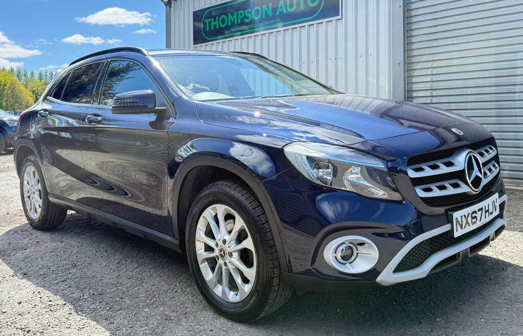 Mercedes-Benz GLA Class Gla 200D Se Blue
