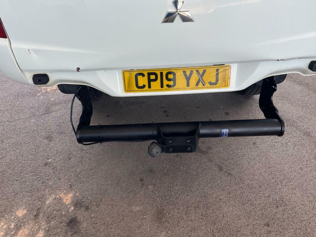 Mitsubishi L200 Pickup 2.4 Di-d Sc 4Life 4Wd Euro 6 Ss 201 White #4