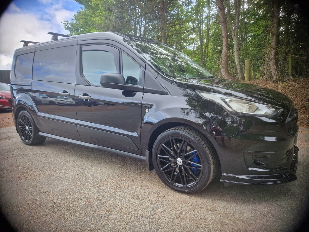Ford Transit Connect Combi Van 1.5 Transit Connect Trend Dciv Lwb 240 L Black