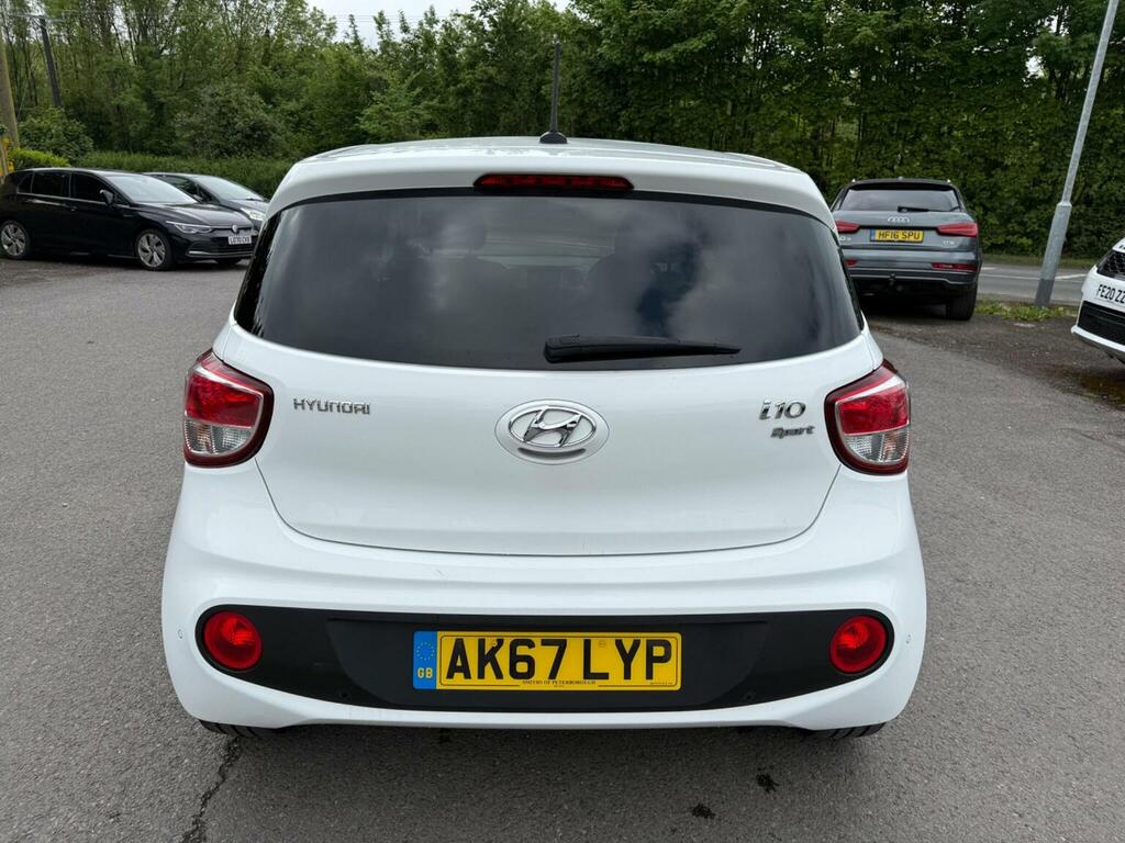 Hyundai I10 Hatchback 1.2 Premium Se Euro 6 201767 AK67LYP White #5