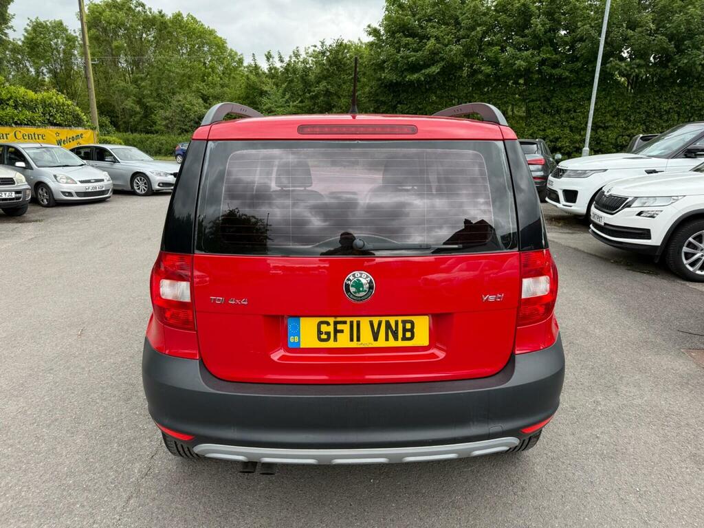 Skoda Yeti Suv 2.0 Tdi S 4Wd Euro 5 201111 Red #5