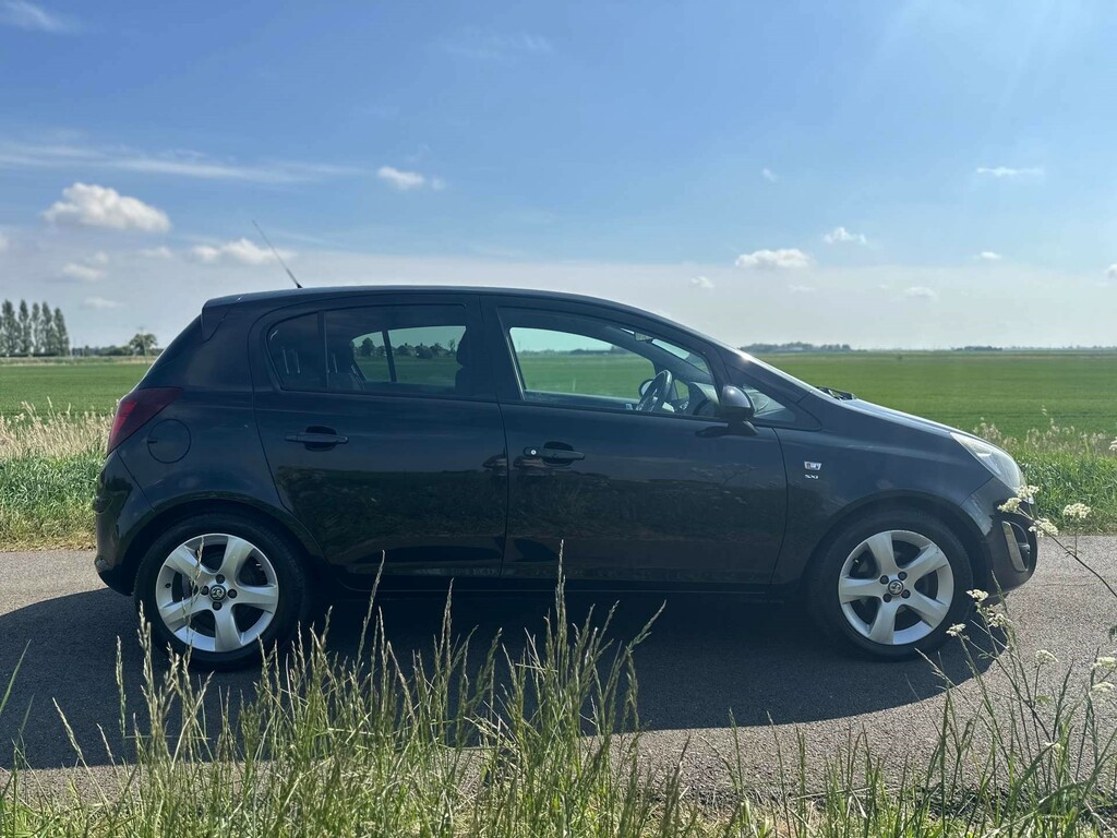 Vauxhall Corsa Sxi Ac BK63BTZ  #2