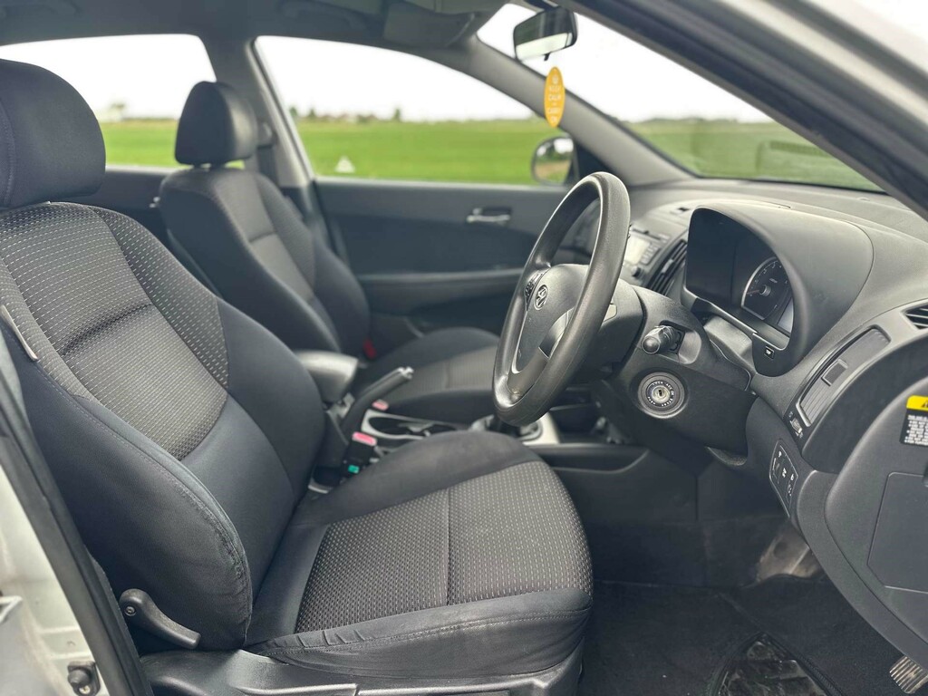 Hyundai I30 1.6L Comfort Grey #10