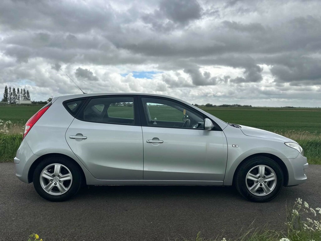 Hyundai I30 Comfort HV08FFK #2
