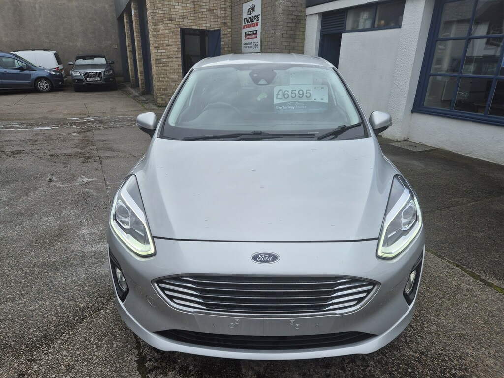 Ford Fiesta 1.5 Tdci Zetec 2019 SB19TZE Silver #4