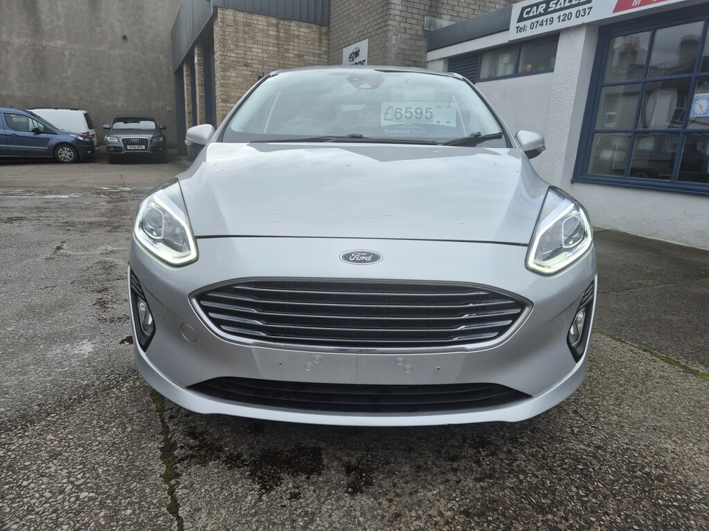 Ford Fiesta 1.5 Tdci Zetec 2019 SB19TZE Silver #3
