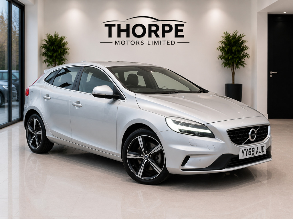 Volvo V40 2.0 R-design Pro T3 2019 Silver