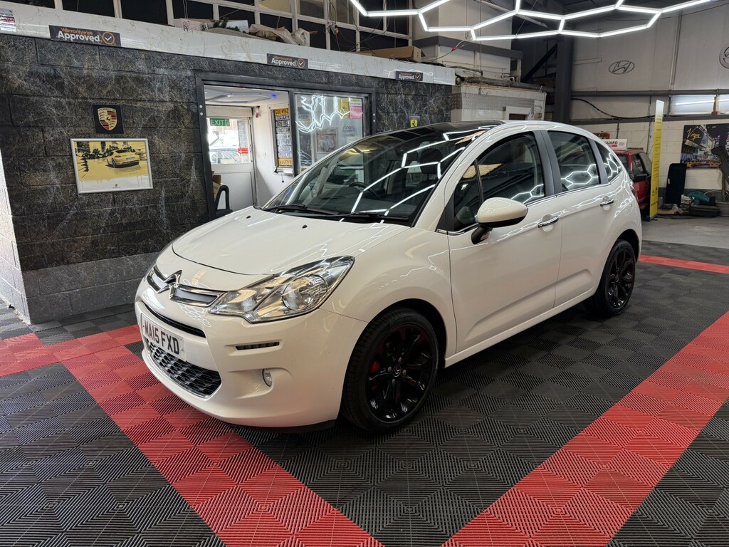 Citroen C3 Hatchback 1.2 Puretech Selection 201515 MA15FXD White #3