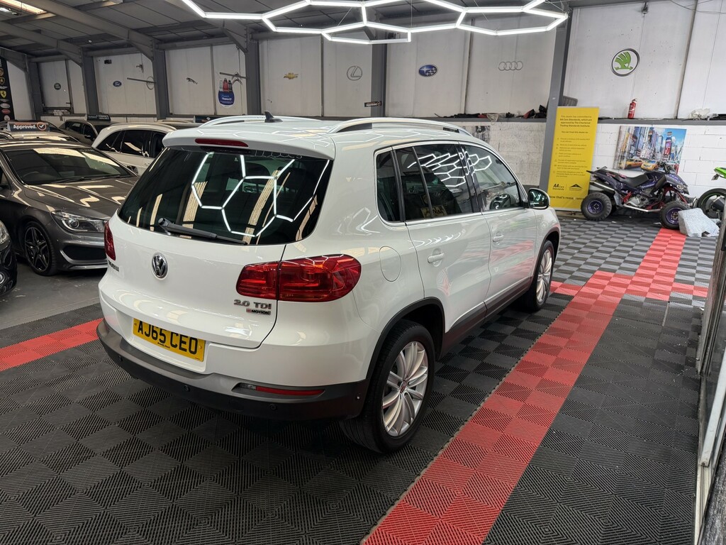 Volkswagen Tiguan Suv 2.0 Tdi Bluemotion Tech Match Edition 201665 AJ65CEO White #5