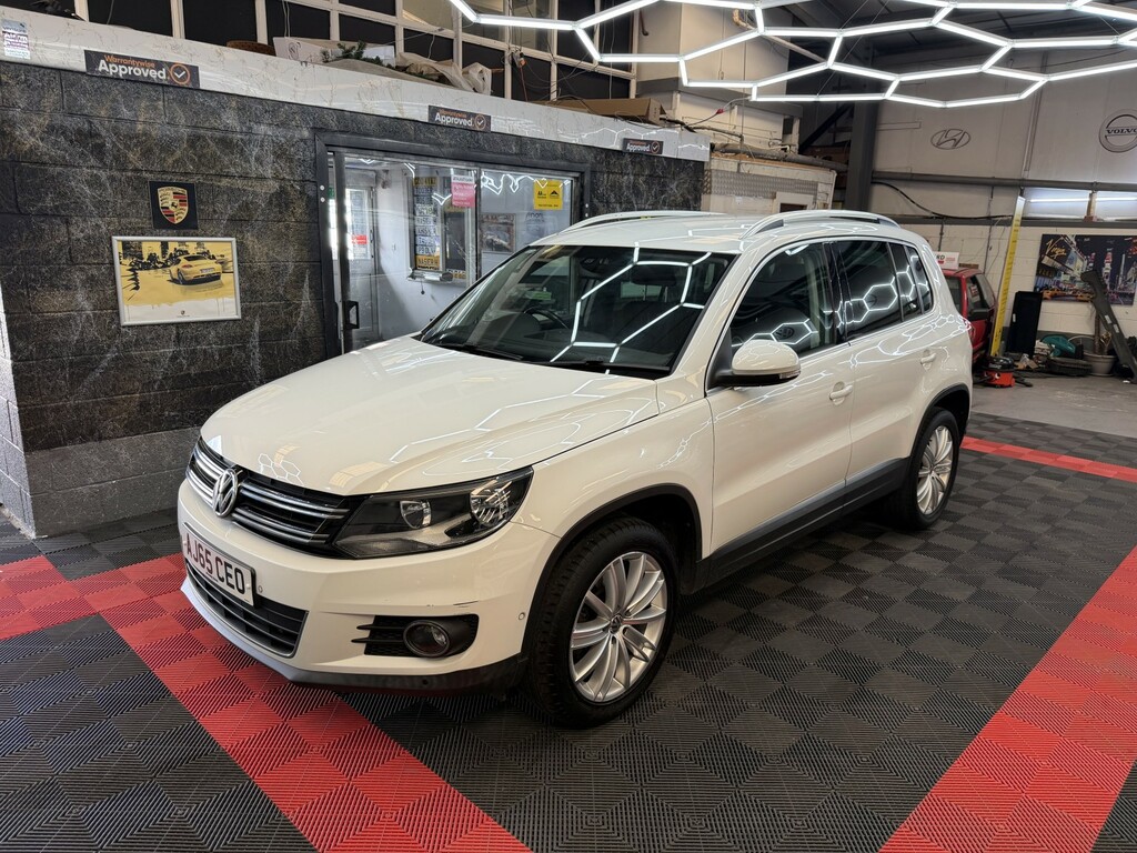 Volkswagen Tiguan Suv 2.0 Tdi Bluemotion Tech Match Edition 201665 AJ65CEO White #3