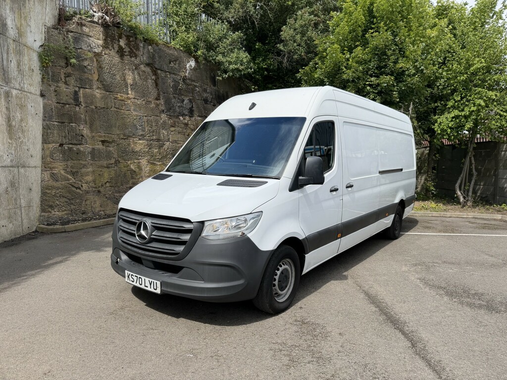 Mercedes-Benz Sprinter Panel Van 2.0 315 Cdi Progressive 202170 White
