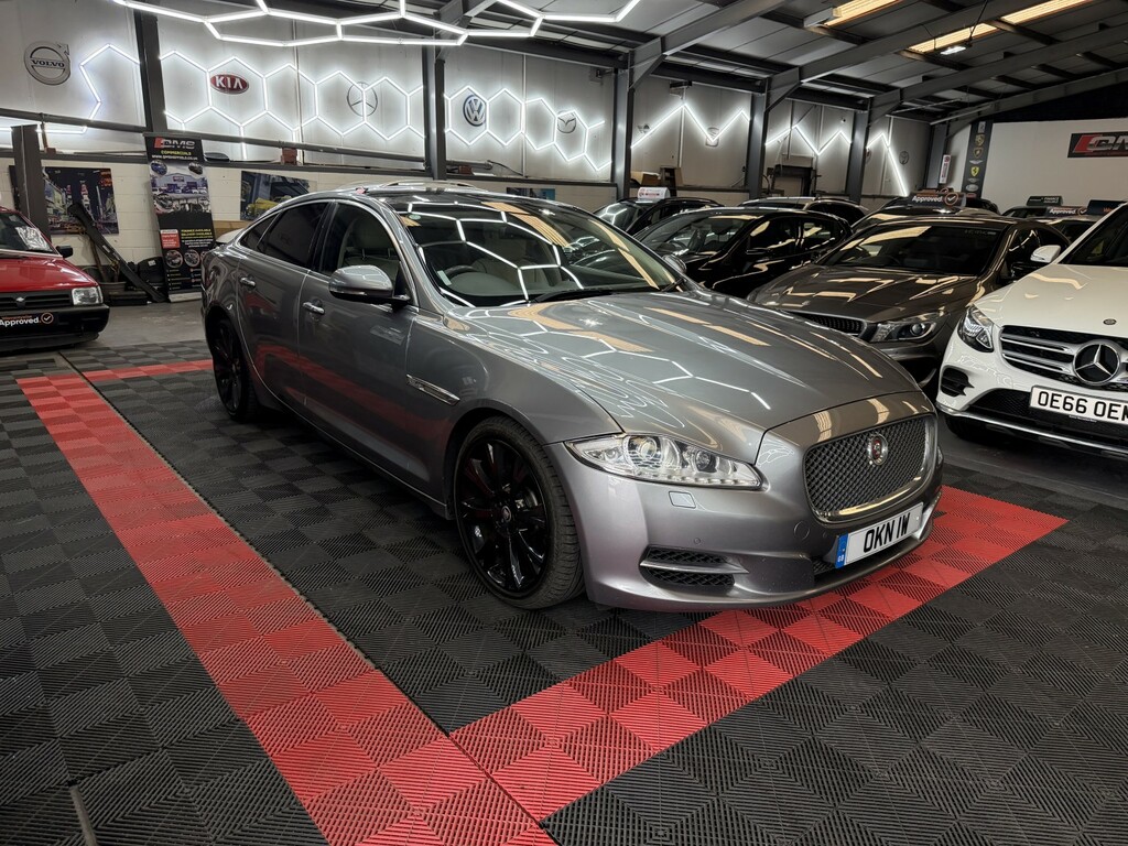 Jaguar XJ Saloon 3.0 D V6 Portfolio 201414 Grey #2