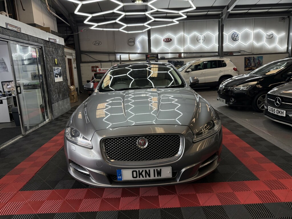 Jaguar XJ Saloon 3.0 D V6 Portfolio 201414 Grey #4