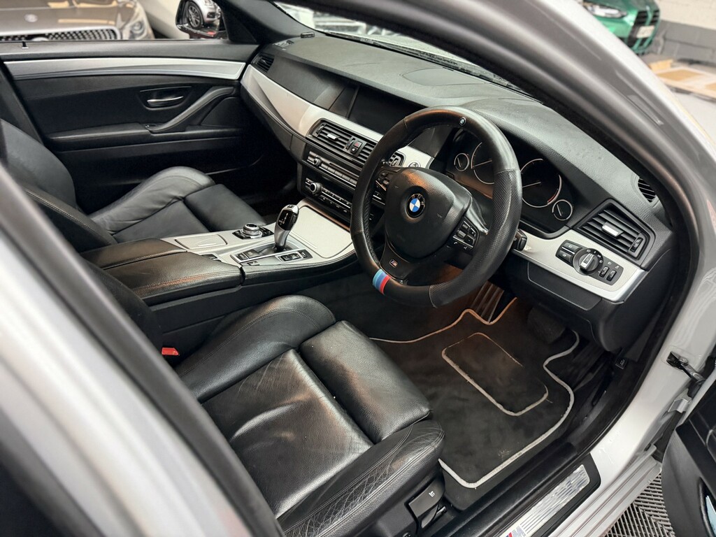 BMW 5 Series Saloon 2.0 520D M Sport Saloon 201313 FP13FVY Silver #2