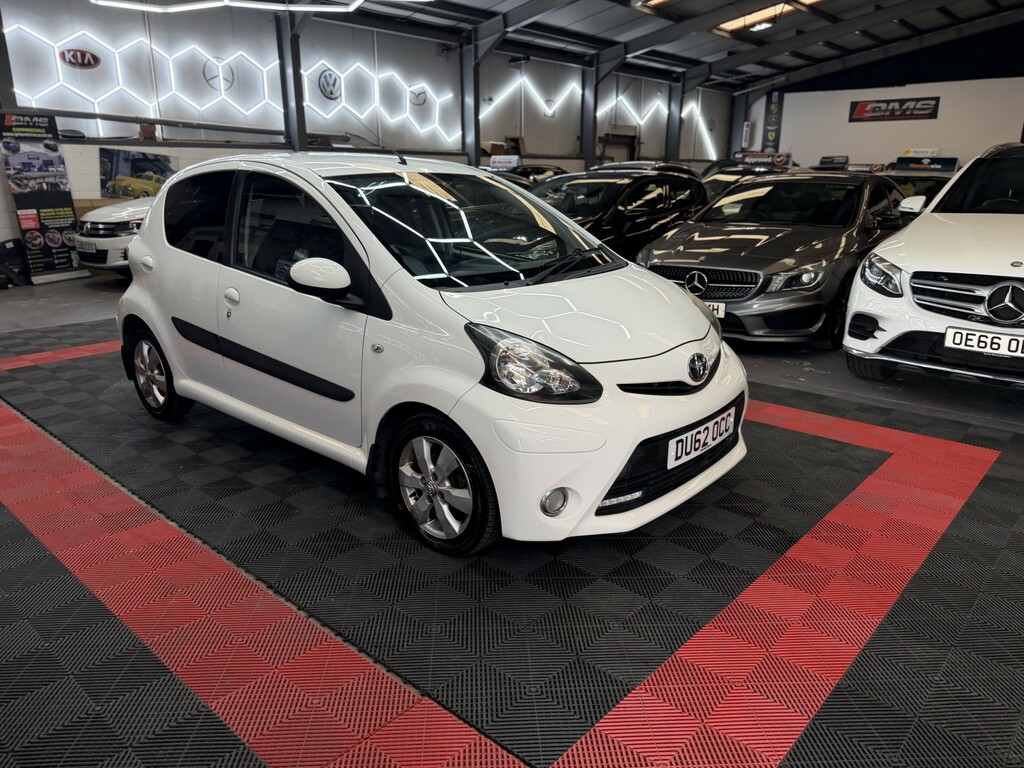 Toyota Aygo Hatchback 1.0 Vvt-i Fire 201262 White #6