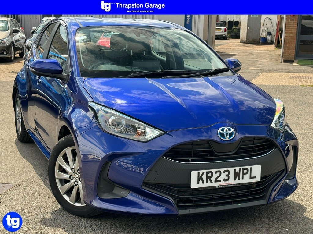 Toyota Yaris 1.5L Icon Blue