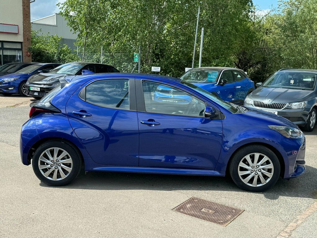 Toyota Yaris 1.5L Icon KR23WPL Blue #2