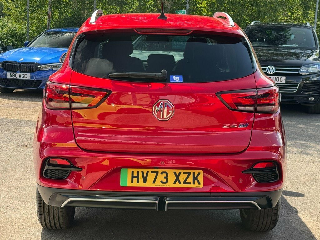 MG ZS Suv HV73XZK Red #4
