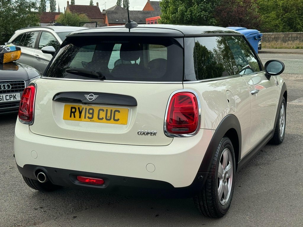 Mini Hatch 1.5L Cooper Classic RY19CUC White #3
