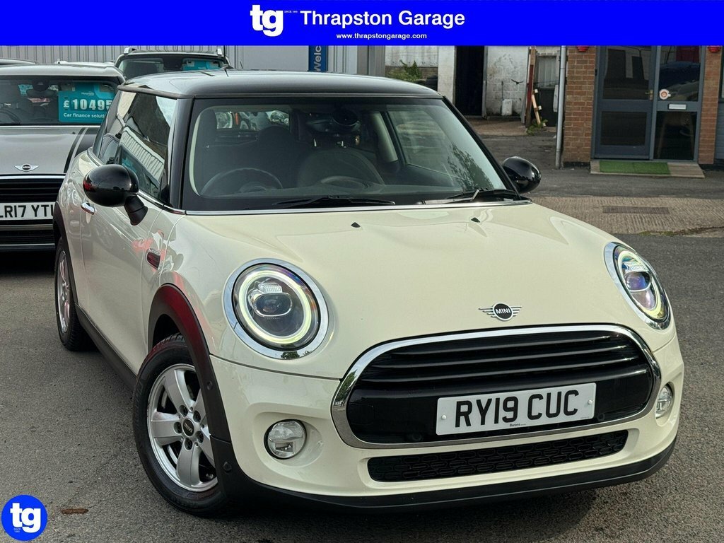Mini Hatch 1.5L Cooper Classic White