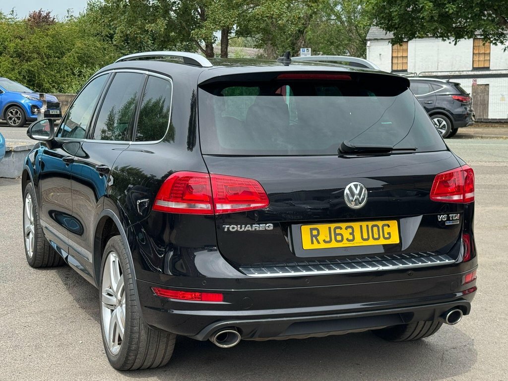 Volkswagen Touareg 3L R-line Black #5