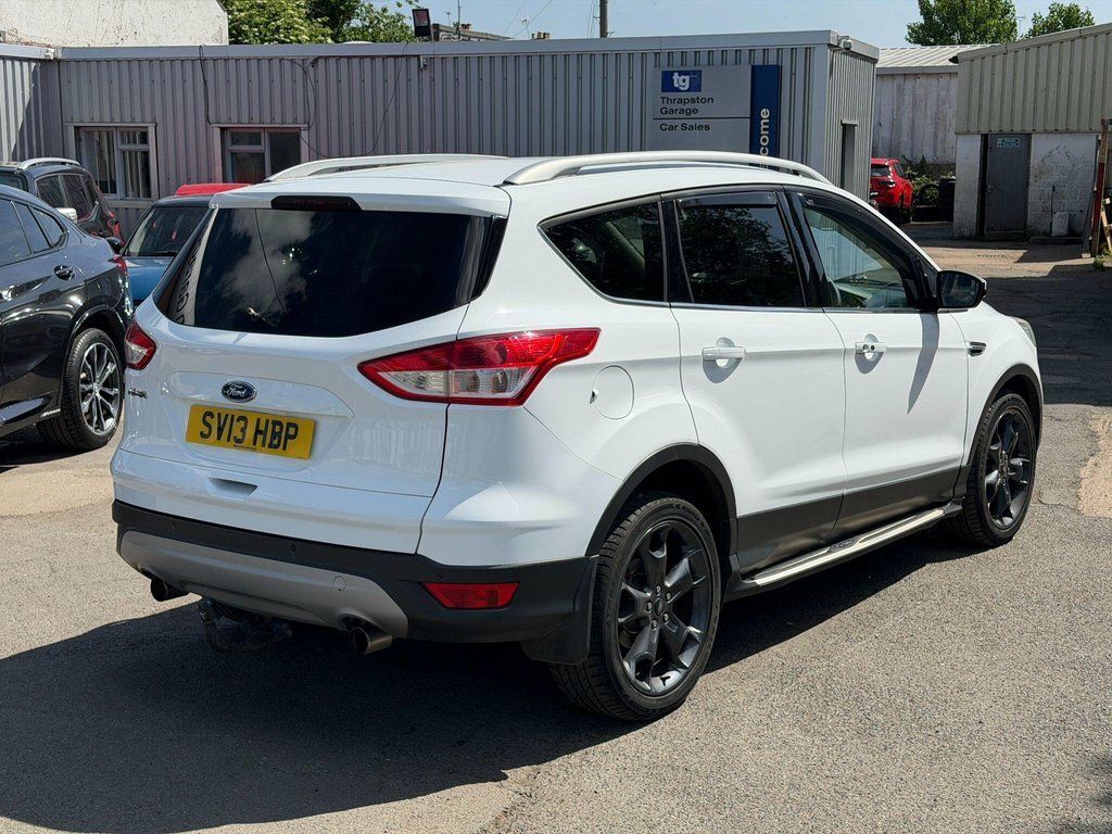 Ford Kuga 2L Titanium SV13HBP White #6