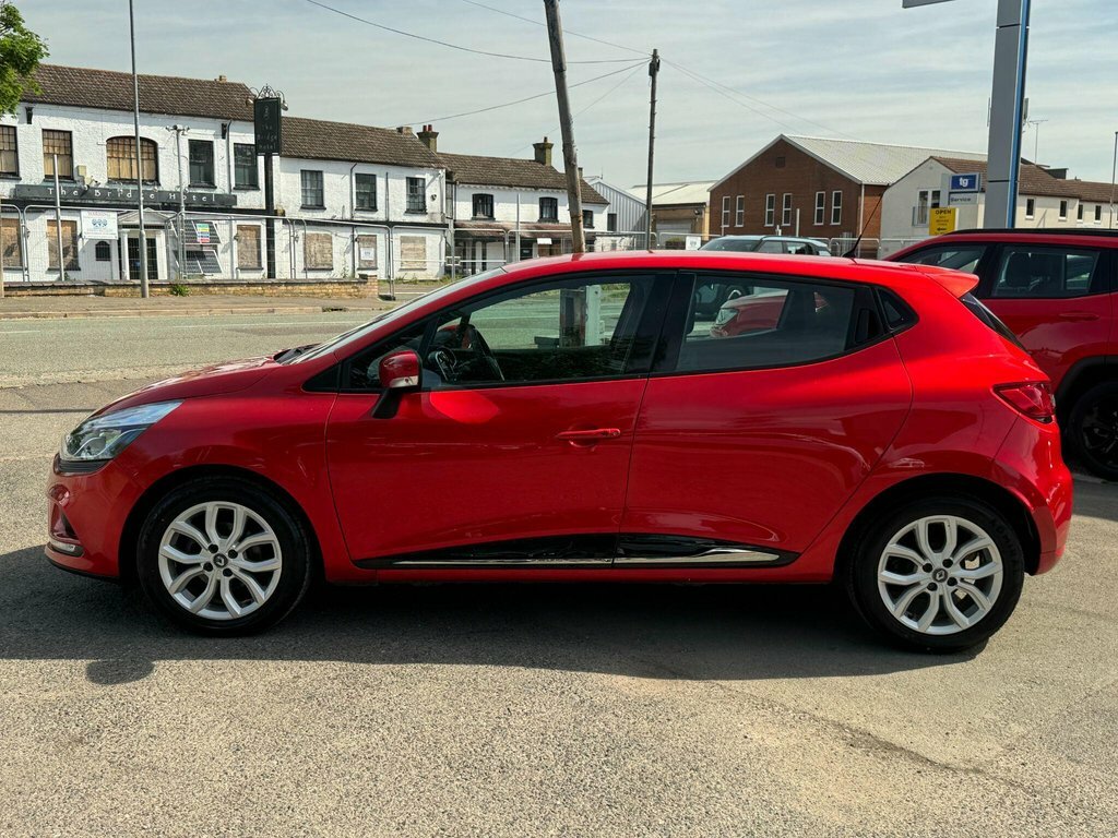 Renault Clio 1.2L Dynamique Nav LV67OFJ Red #6