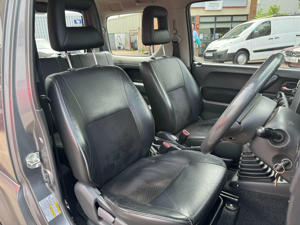 Suzuki Jimny Jlx Plus 85 Red #10