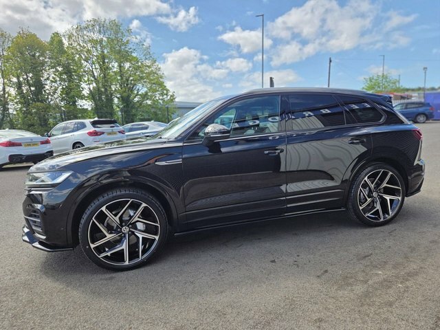 Volkswagen Touareg 3.0 Tdi V6 R-line Suv Tiptronic 4Motion FN19MYA Black #5