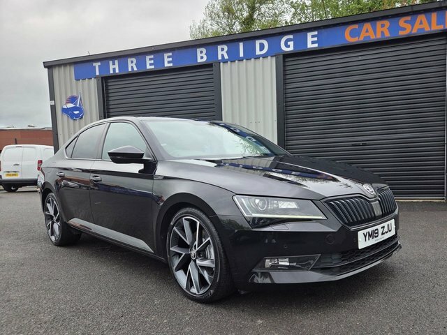Skoda Superb 2.0 Tdi Sportline Plus Hatchback Dsg Eu YM19ZJU Black #2
