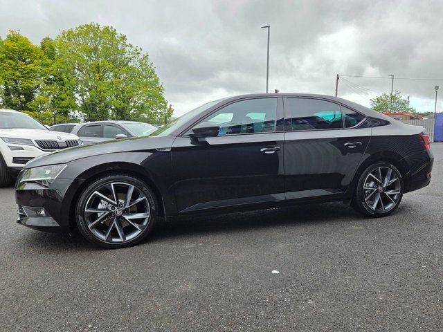 Skoda Superb 2.0 Tdi Sportline Plus Hatchback Dsg Eu YM19ZJU Black #5
