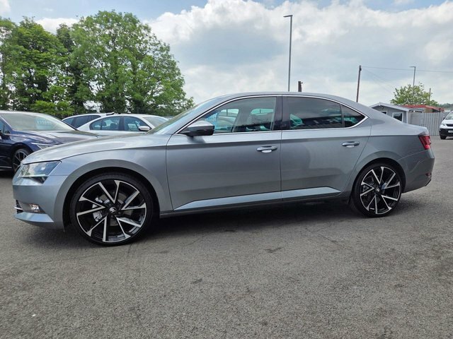 Skoda Superb 2.0 Tdi Se L Executive Hatchback Dsg Au HV65ATN Grey #5
