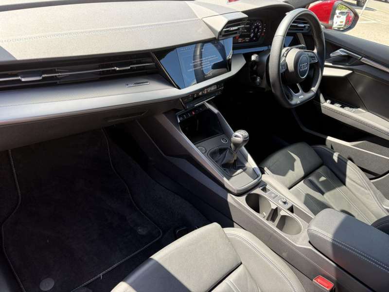 Audi A3 S Line 35 Tfsi - 2022 72 CX72XHR Red #3
