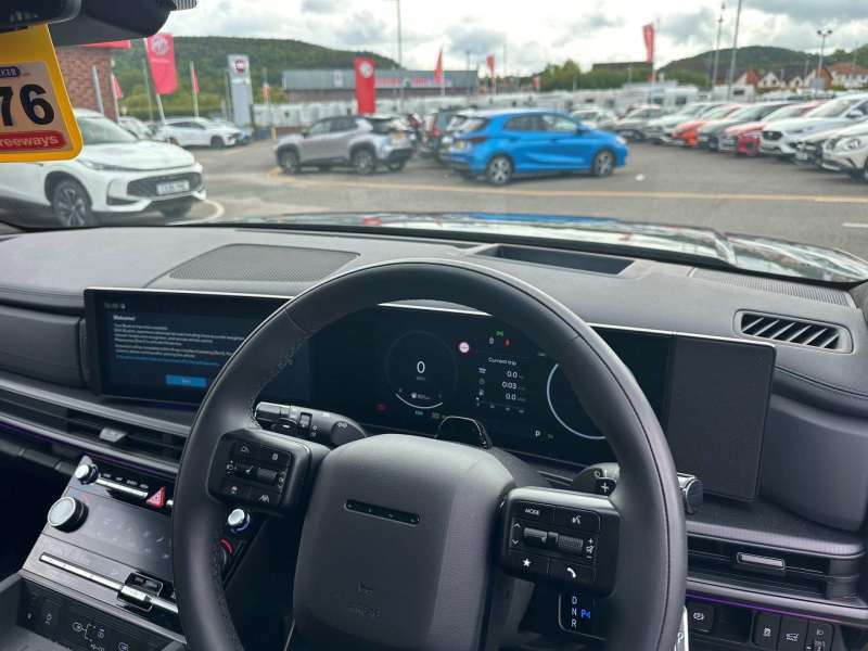 Hyundai Santa Fe 7St 1.6Tgdi Hbd Cligrphy Au 4Wd - 2026 CX26KJA Black #5