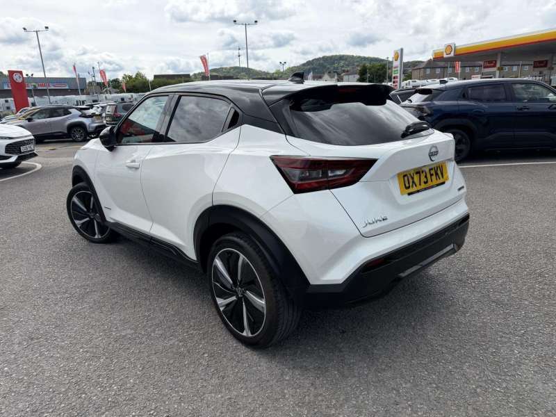 Nissan Juke Tekna Hev Cvt - 2024 73 OX73FKV White #3