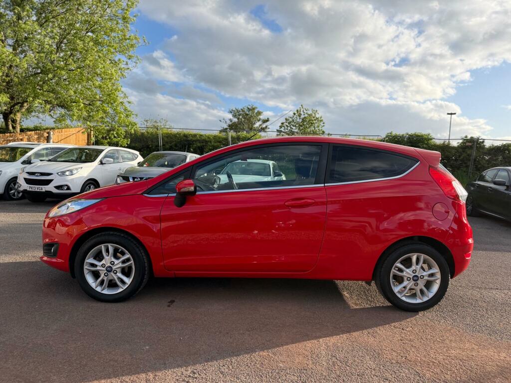Ford Fiesta 1.0T Ecoboost Zetec Euro 5 Ss KO14DVP Red #4