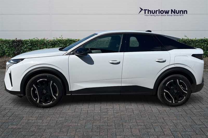 Peugeot 3008 73Kwh Allure Suv 210 Ps AE26VZB White #6