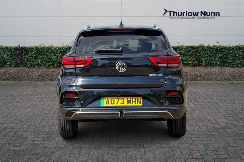 MG ZS 72.6Kwh Trophy Connect Long Range Suv AO73WHN Black #4