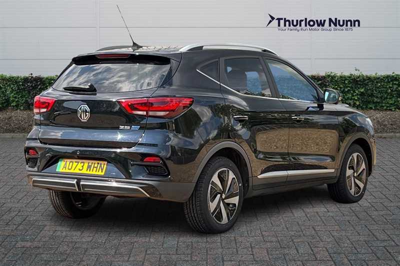 MG ZS 72.6Kwh Trophy Connect Long Range Suv AO73WHN Black #3