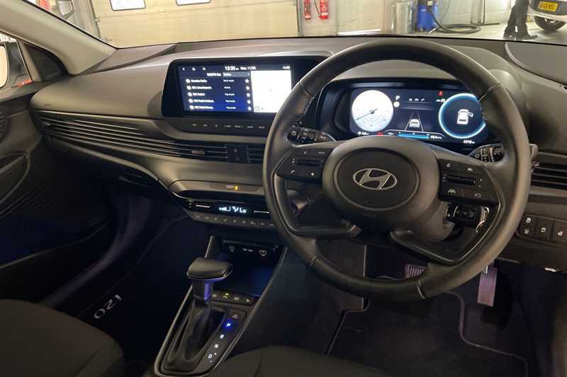 Hyundai I20 1.0 T-gdi Premium Hatchback Dct Euro 6 EA25YRW White #2