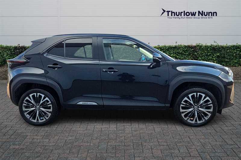 Toyota Yaris Cross 1.5 Vvt-h Excel Suv Hybrid E-cvt Euro 6 KR73PYD Black #2