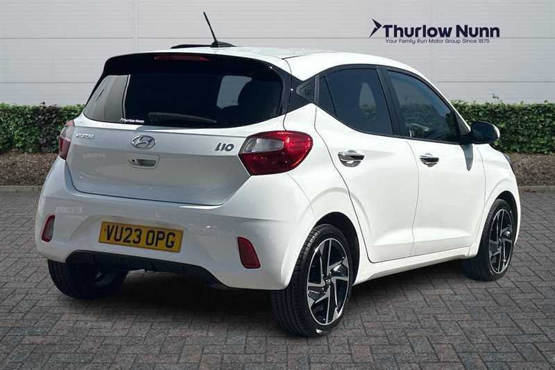 Hyundai I10 1.2 Premium Hatchback Euro 6 Ss VU23OPG White #3