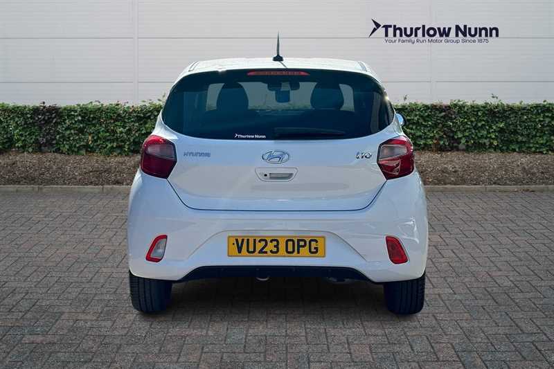 Hyundai I10 1.2 Premium Hatchback Euro 6 Ss VU23OPG White #4